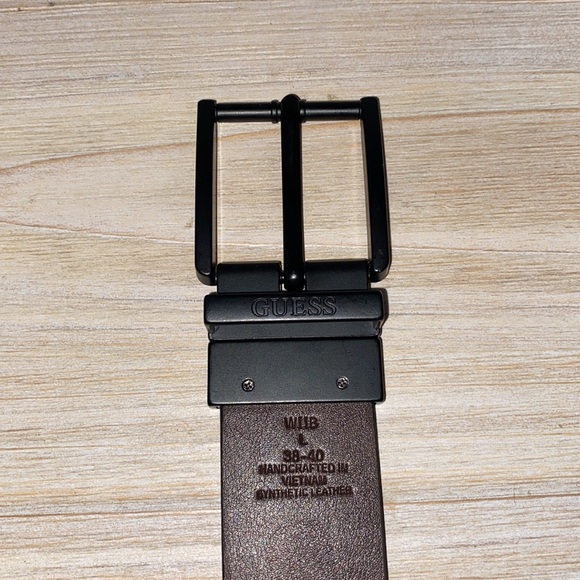 NWOT GUESS Belt for Men - Picture 2 of 3